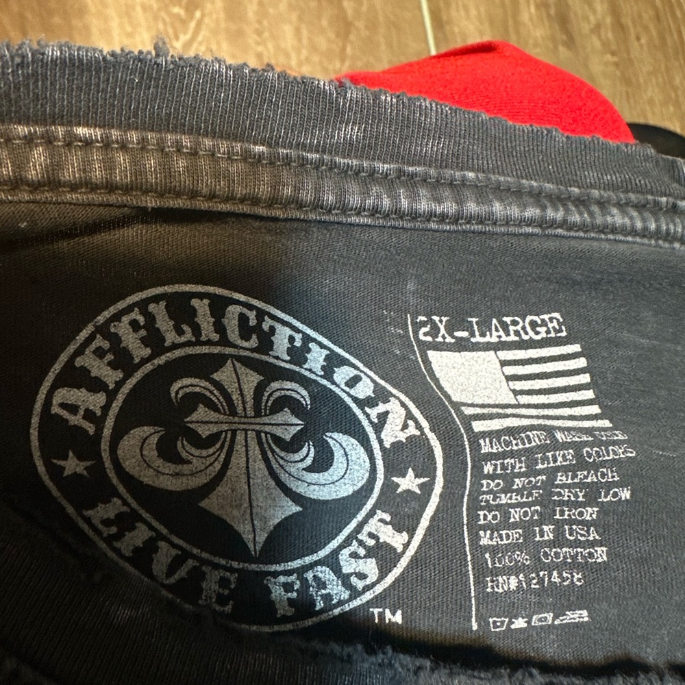 Affliction Black Short Sleeve Tee with Bold Graphic men xxl - Picture 8 of 10